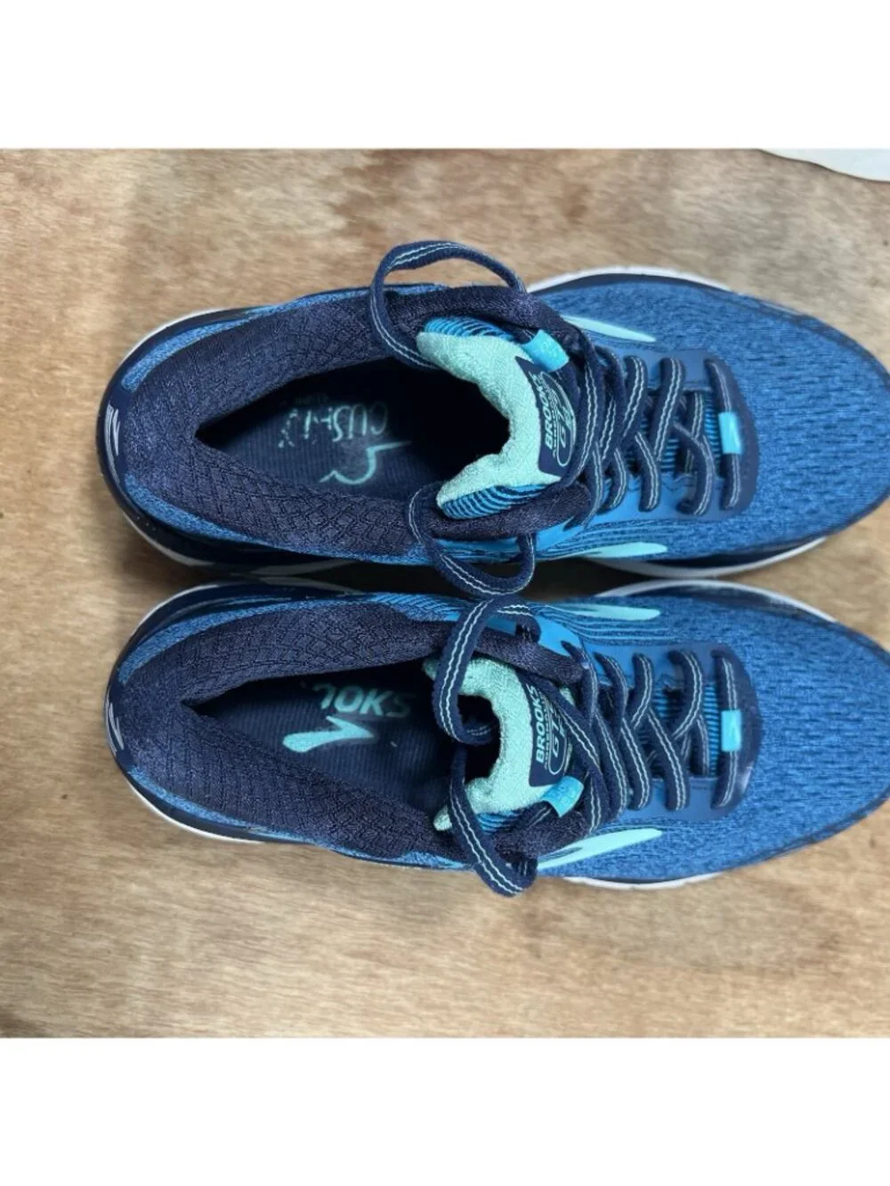 Brooks Adrenaline GTS 18 Women's Running Shoes Size 7 Medium (B) Blue Teal